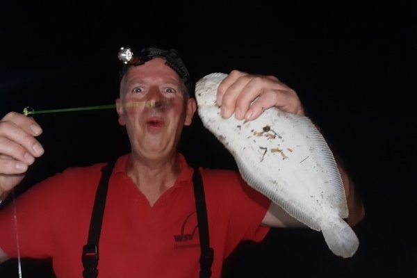Eldert en Dennis, vissen op tong