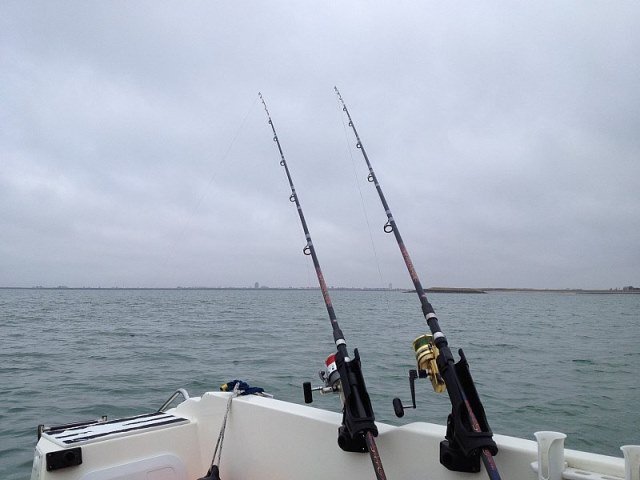 Visloze zondag op de Oosterschelde