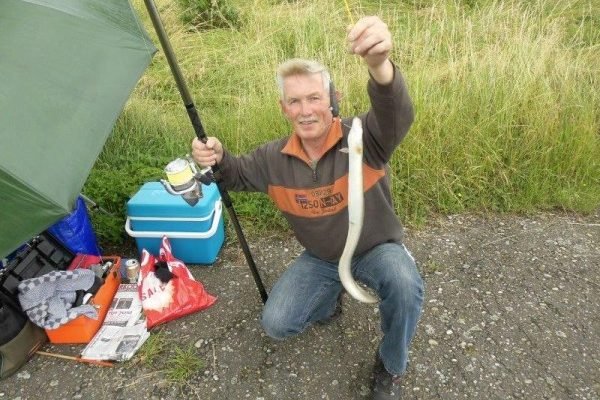 Jack en Henry op jacht naar Tong, in de Botlek
