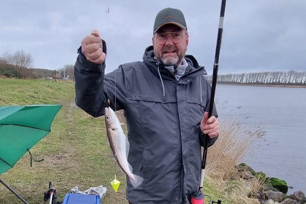 Noordzeekanaal, maandag 14 februari 2022, windering vissen
